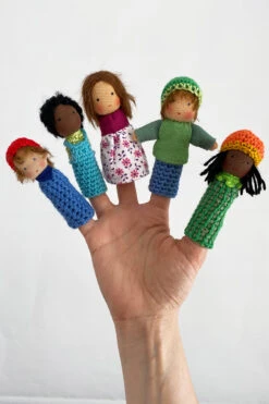 Fingerpüppchen Häkeln Und Nähen -Schulschätze Markt 10018017 Fingerpueppchen haekeln und naehen 3