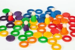 Grapat Holzspielzeug Set, Bunte Farben -Schulschätze Markt 10018587 Figuren Ringe und Scheiben Basic Farben 2