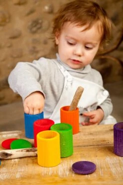 Grapat Holzspielzeug 6 Becher Mit Deckel, Bunt -Schulschätze Markt 10018609 6 Becher mit Deckel 4